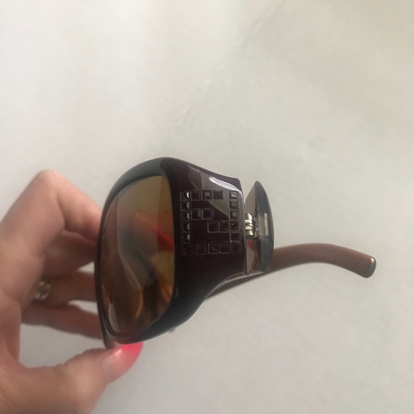 Fendi Sunglasses ๐ถ Zucca Crystal Accents - Picture 3 of 14